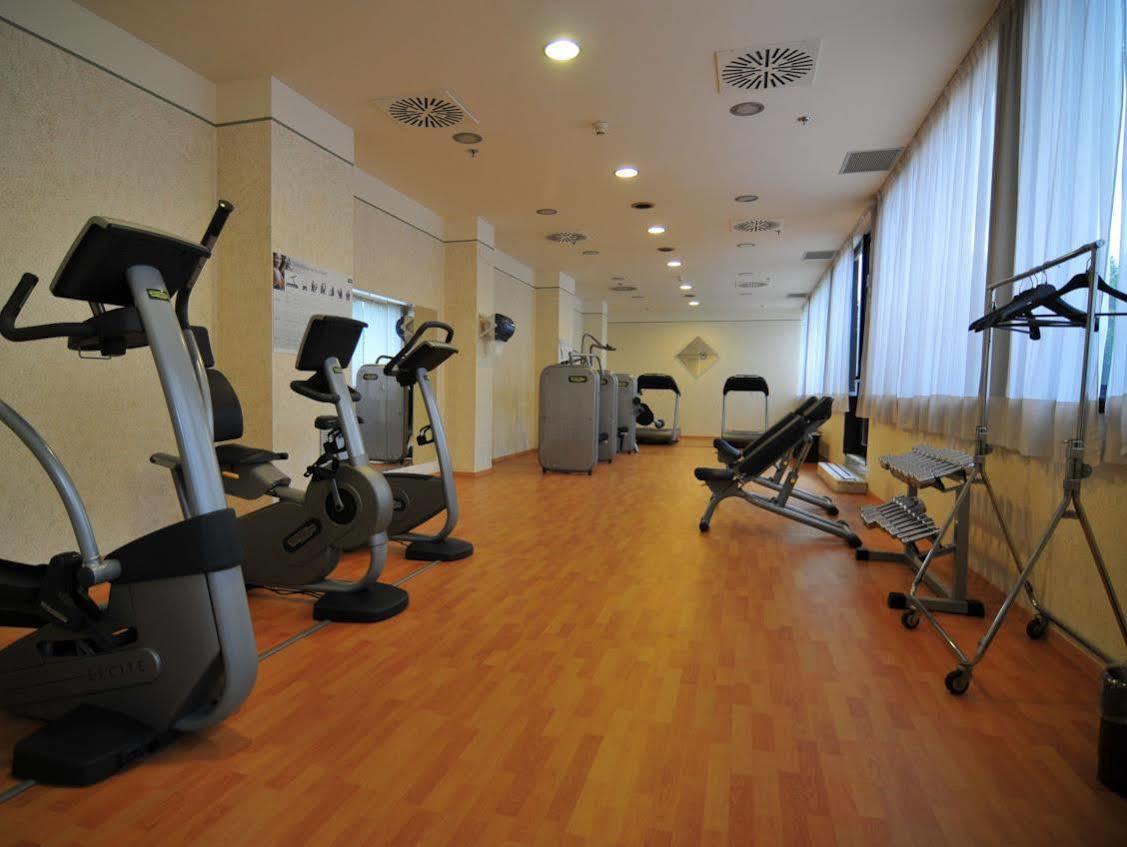 Conference Florentia Hotel Firenze Bagian luar foto
